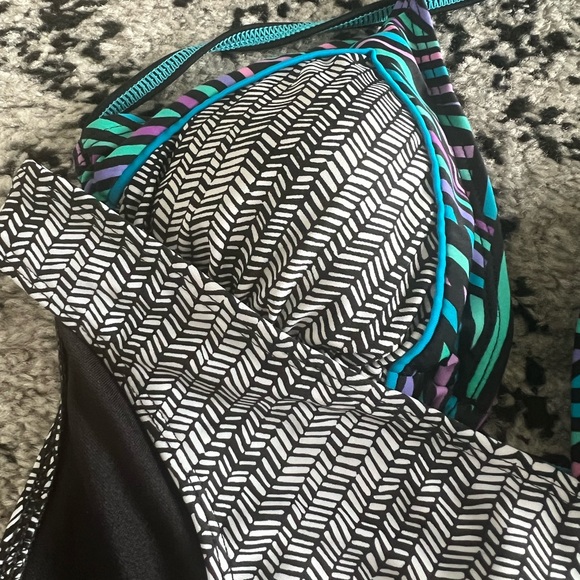 Multicolor bikini. - Picture 2 of 3